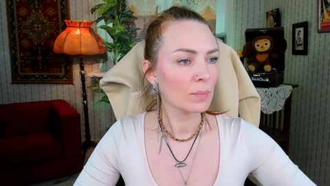 Snapshot of vandarossi chatting on December 15, 2024, 1:32 pm Vanda online show from December 15, 2024, 1:32 pm