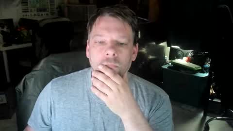 vandonh online show from November 13, 2025, 9:58 pm