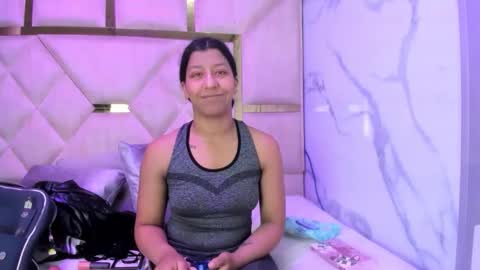 Snapshot of vanelin18 chatting on February 3, 2026, 4:56 pm Vane online show from February 3, 2026, 4:56 pm