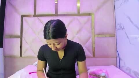 Snapshot of vanelin18 chatting on February 11, 2026, 7:30 pm Vane online show from February 11, 2026, 7:30 pm