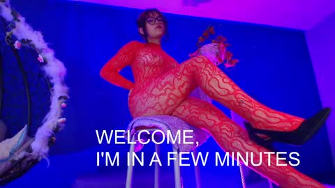 Vanelope online show from May 7, 2026, 2:17 am