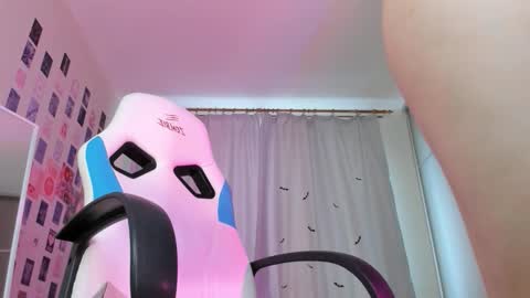 Vanessa online show from March 26, 2026, 5:24 am