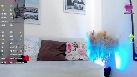 Vanessa online show from December 11, 2024, 12:23 pm