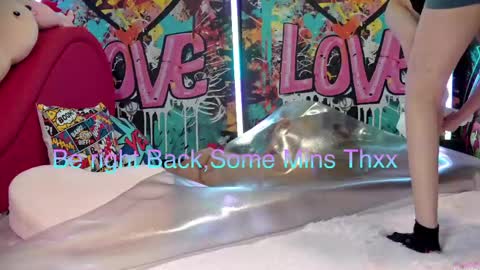 Snapshot of vanessa_love chatting on April 30, 2026, 5:41 pm Vanessa online show from April 30, 2026, 5:41 pm