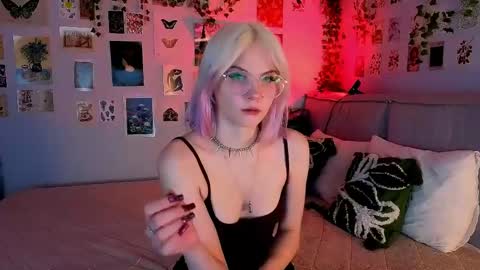 Snapshot of vanessaaustin chatting on June 9, 2026, 2:50 pm Vanessa online show from June 9, 2026, 2:50 pm