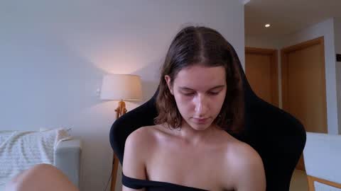 vanessa online show from December 27, 2024, 5:42 am