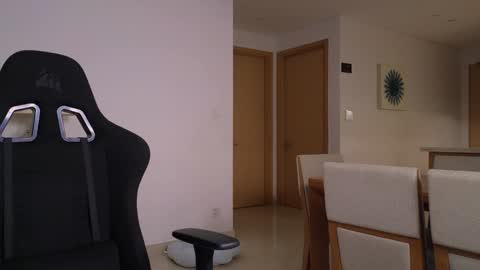 vanessa online show from January 1, 2025, 10:32 am