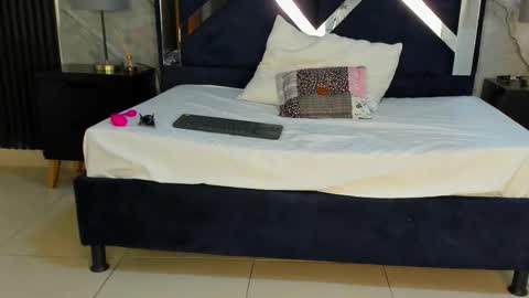 Vanessa Hard online show from January 14, 2026, 8:25 pm