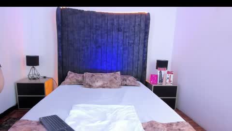 Vanessa Sexy Paris online show from November 15, 2025, 9:32 pm