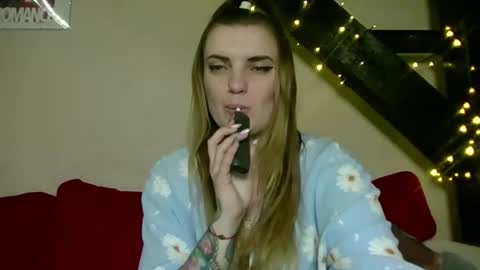 Vanessa online show from February 1, 2026, 5:11 pm