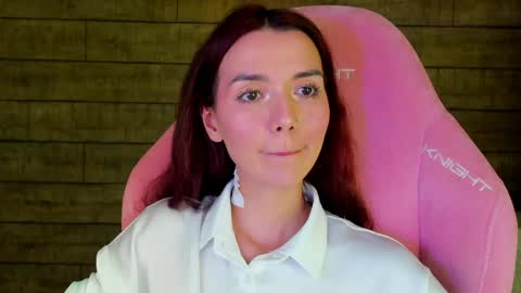VanessaVienne online show from June 8, 2026, 4:29 pm