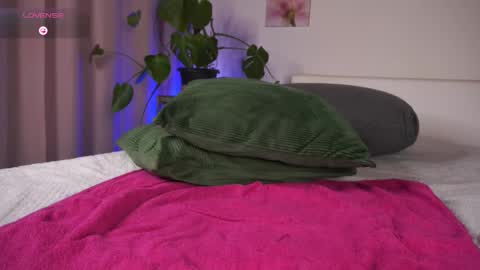 Vanessa online show from February 5, 2026, 9:19 pm