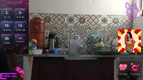 vanessinhamike online show from September 10, 2025, 7:47 pm