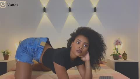 New account follow me online show from September 25, 2025, 8:45 pm