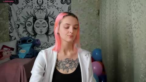 Adelina online show from December 19, 2024, 12:56 pm