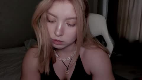 Vanilla online show from September 24, 2025, 11:02 am