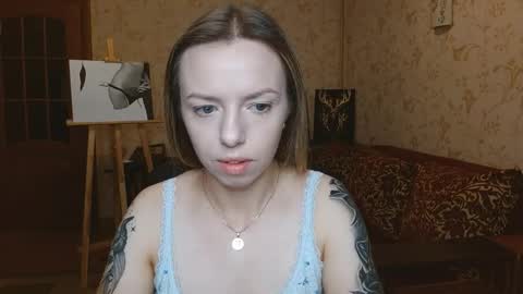 VanillaMuffin online show from September 9, 2025, 5:51 am