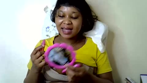 vanillavenus online show from October 1, 2025, 3:23 am