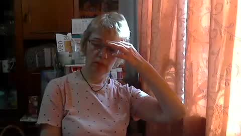 Vanillaxcreamy online show from March 10, 2025, 12:04 pm