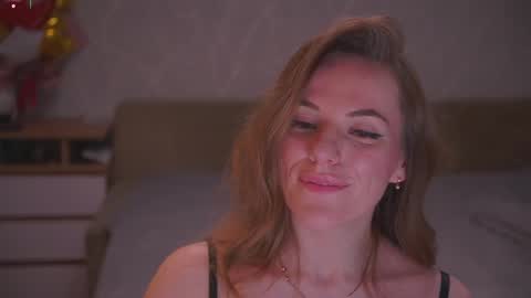 Sophie online show from December 17, 2025, 9:32 pm