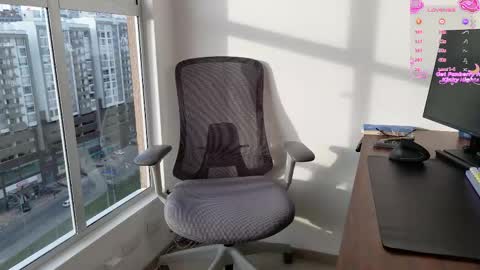 Elizabeth online show from April 18, 2026, 10:21 pm