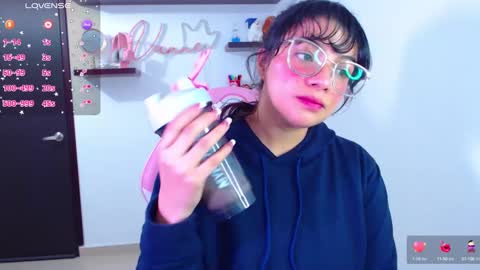 Vanesa online show from February 13, 2025, 10:11 pm