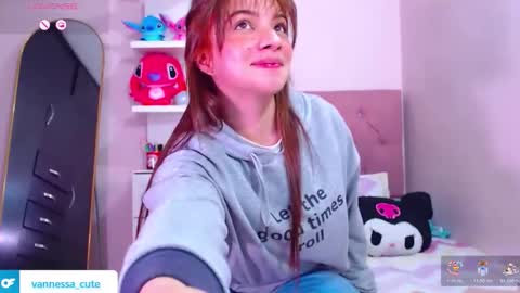 Vanesa online show from December 15, 2025, 4:06 am