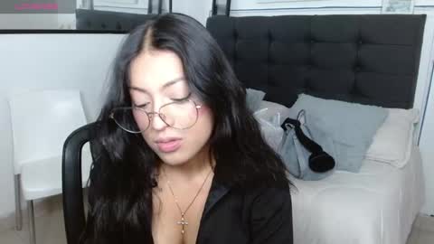 vane online show from November 2, 2025, 7:49 pm