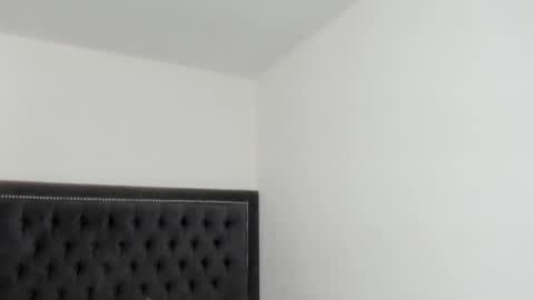 Vannesa online show from February 27, 2025, 3:25 am