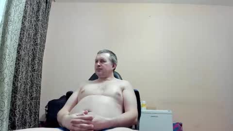 vano_822 online show from January 13, 2026, 1:27 pm