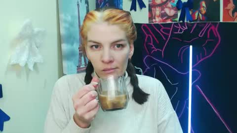 Vanessa online show from February 1, 2026, 7:51 am