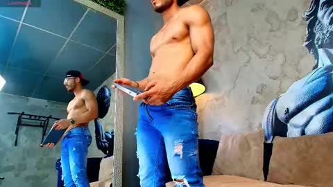 Vans Ross online show from March 9, 2026, 7:29 pm