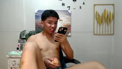 Snapshot of vanxxx2005 chatting on December 20, 2024, 1:54 pm vanxxx2005 online show from December 20, 2024, 1:54 pm