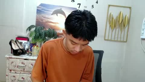 Snapshot of vanxxx2005 chatting on January 21, 2025, 8:43 pm vanxxx2005 online show from January 21, 2025, 8:43 pm