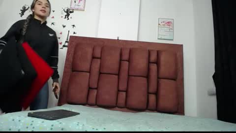 varascot online show from April 20, 2026, 11:35 am