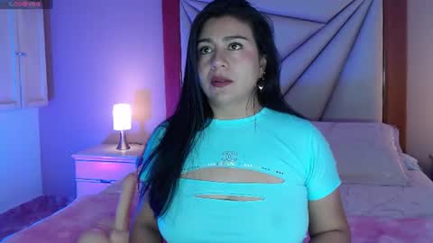 Snapshot of varezza chatting on June 9, 2026, 1:12 pm varezza online show from June 9, 2026, 1:12 pm