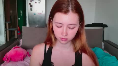 Snapshot of vasilisa_lik chatting on September 28, 2025, 4:51 am Vasilisa lik online show from September 28, 2025, 4:51 am