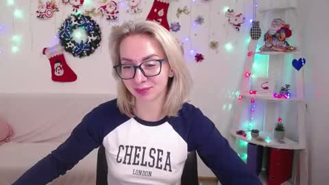 Snapshot of vasilisasii chatting on December 18, 2024, 4:17 pm Vasilisa online show from December 18, 2024, 4:17 pm