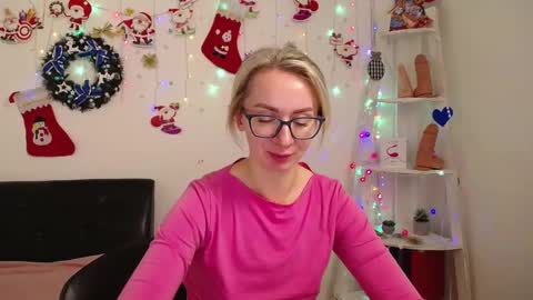 Snapshot of vasilisasii chatting on December 30, 2024, 9:37 am Vasilisa online show from December 30, 2024, 9:37 am