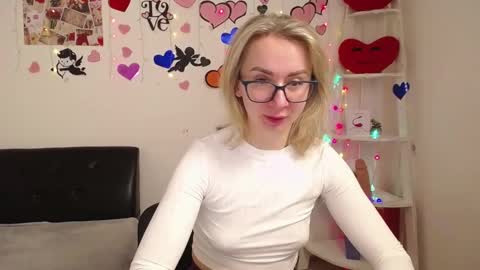 Snapshot of vasilisasii chatting on February 8, 2025, 6:33 am Vasilisa online show from February 8, 2025, 6:33 am