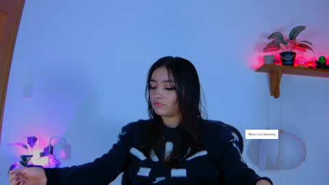 Vayolett online show from October 12, 2025, 12:53 am