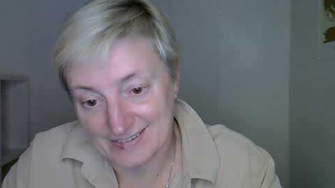 vea_motty online show from November 27, 2025, 1:02 pm