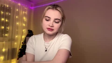 Monika online show from January 14, 2026, 1:06 pm