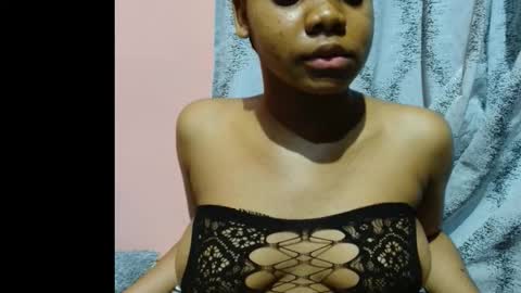 vee62 online show from December 19, 2025, 8:38 pm