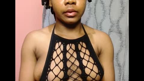 vee62 online show from April 4, 2026, 12:20 am