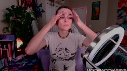 Snapshot of veeweatherbee chatting on January 31, 2025, 10:20 am Violet Weatherbee online show from January 31, 2025, 10:20 am