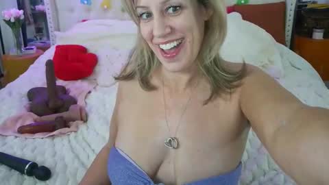 Vegas Dani online show from March 28, 2026, 1:49 am