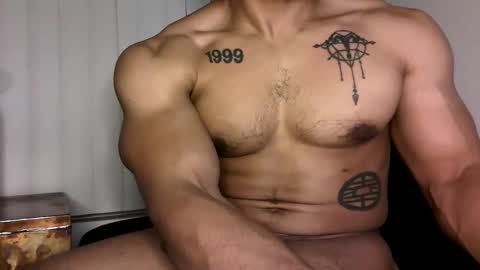 Vegas Love online show from November 13, 2025, 8:02 am