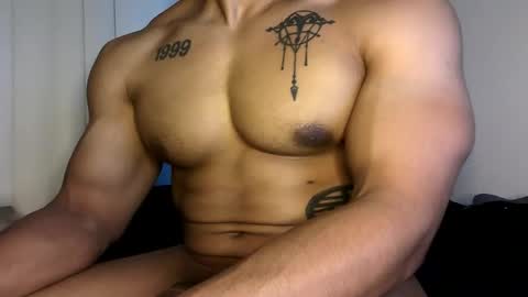 Vegas Love online show from November 26, 2025, 9:21 am