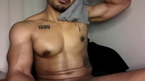 Vegas Love online show from December 23, 2025, 9:07 am